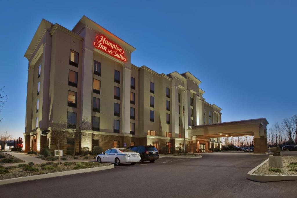 Hampton Inn & Suites Plattsburgh - main image