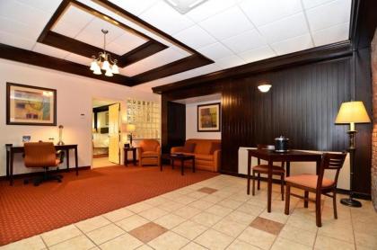 Best Western Plus Plattsburgh - image 9