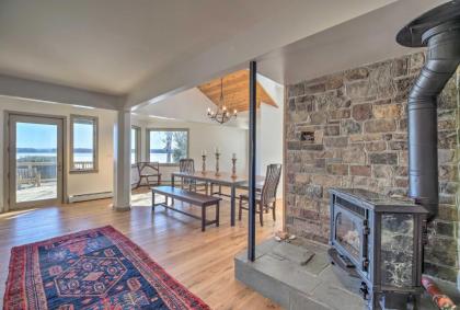 Plattsburgh Home with Deck on Lake Champlain - image 14