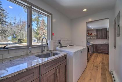 Plattsburgh Home with Deck on Lake Champlain - image 5