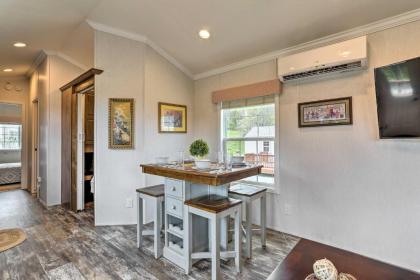 Country Cottage with Private Deck Near Hiking! - image 6