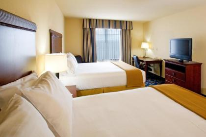 Holiday Inn Express Hotel & Suites Jourdanton Pleasanton - image 13