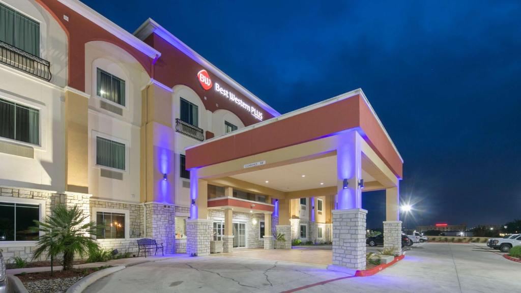 Best Western Plus Pleasanton Hotel - main image