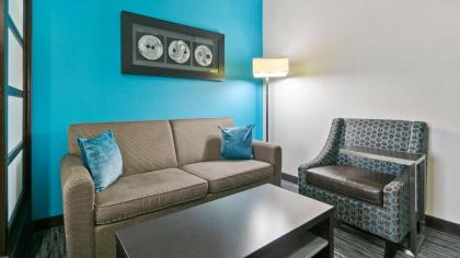 Best Western Plus Pleasanton Hotel - image 9