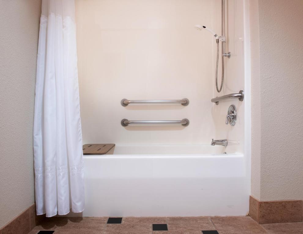 Larkspur Landing Pleasanton-An All-Suite Hotel - image 5