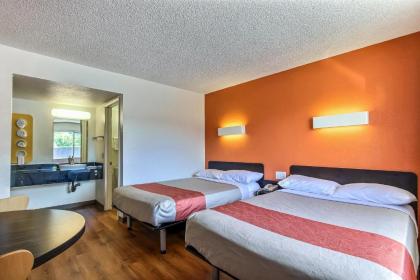 Motel 6-Pleasanton CA - image 11