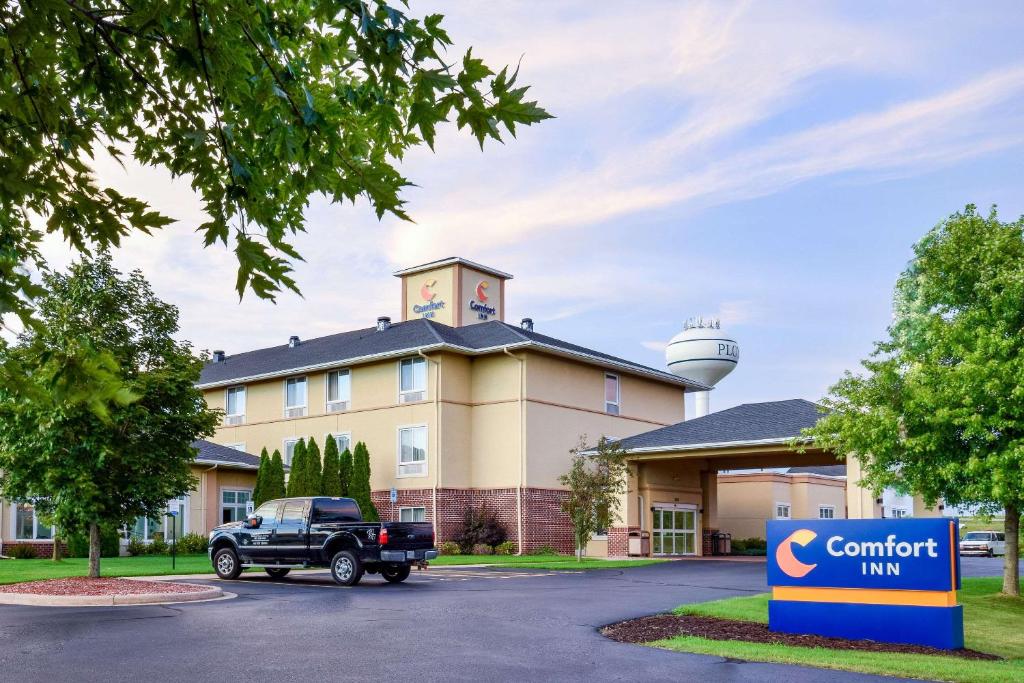 Comfort Inn Plover-Stevens Point - main image