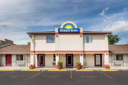 Days Inn by Wyndham Plymouth Plymouth Indiana