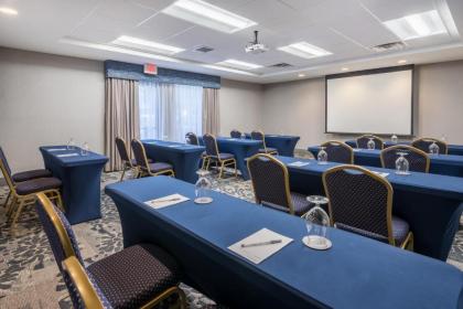 Hampton Inn Plymouth Meeting - image 6