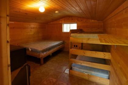 Plymouth Rock Camping Resort Studio Cabin 2 - image 2