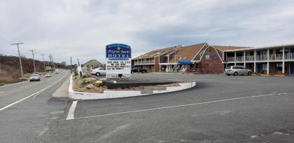 Pilgrim Sands on Long Beach - image 12