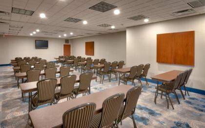 Hampton Inn & Suites Pocatello - image 14