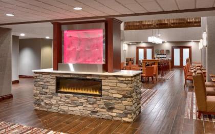 Hampton Inn & Suites Pocatello - image 4