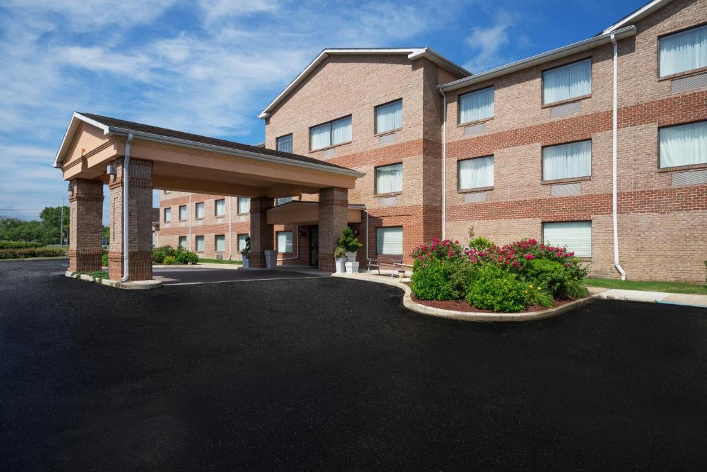 Holiday Inn Express Pocomoke City an IHG Hotel - main image