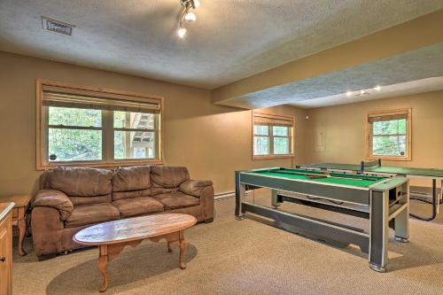 Spacious Home and Pool Access Walk to Lake and Beaches! - image 3