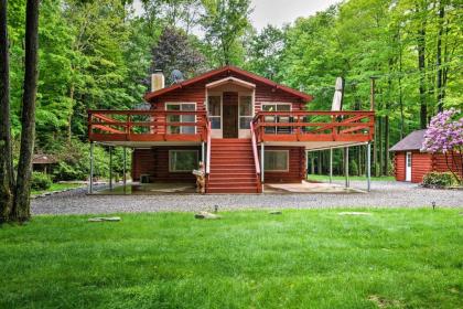 Lovely Lake Poconos Home with Sauna and Fire Pit! - image 15