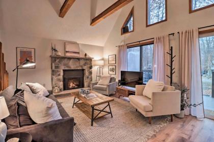 Arrowhead Lake Chalet with Grill and Fire Pit! - image 8