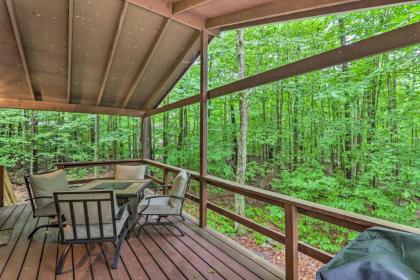 Pocono Lake Escape with Community Amenities! - image 12