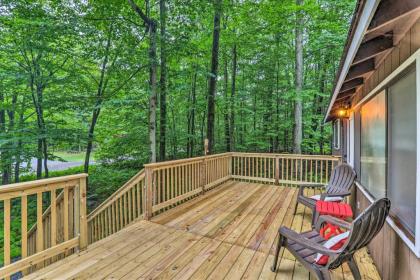 Pocono Lake Escape with Community Amenities! - image 14