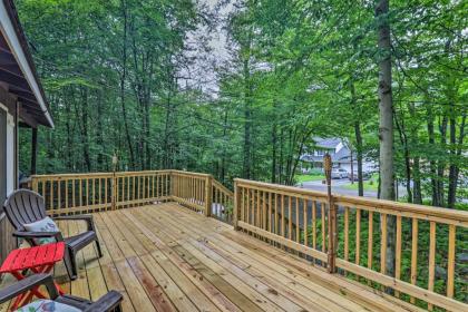 Pocono Lake Escape with Community Amenities! - image 16