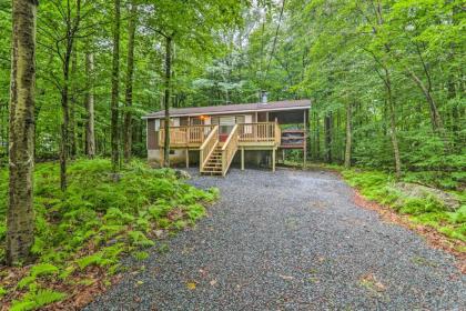 Pocono Lake Escape with Community Amenities! - image 18