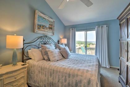 Waterfront Lake Travis Home with Pool Access! - image 13