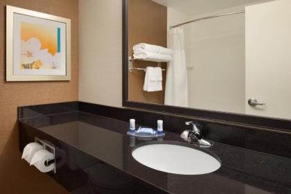 Fairfield Inn & Suites Youngstown Boardman Poland - image 13