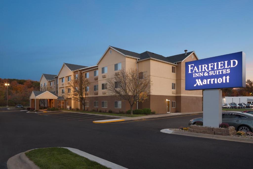 Fairfield Inn & Suites Youngstown Boardman Poland - image 7