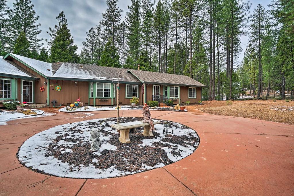 Pollock Pines Apartment with Private Deck on 5 Acres - image 6