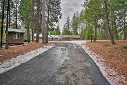 Pollock Pines Apartment with Private Deck on 5 Acres - image 8