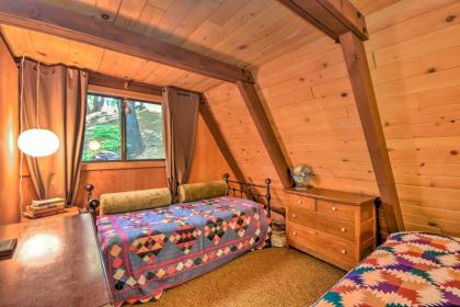 Charming A-Frame Cabin about 4 Mi to Jenkinson Lake! - image 12