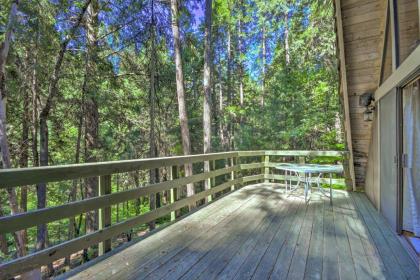 Charming A-Frame Cabin about 4 Mi to Jenkinson Lake! - image 7