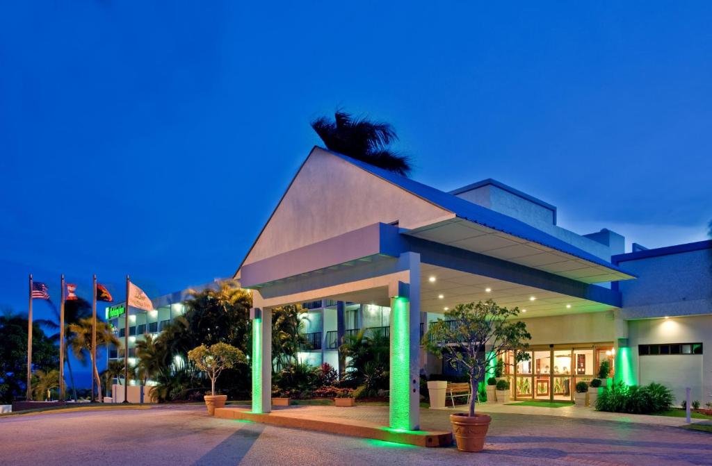 Holiday Inn Ponce & El Tropical Casino an IHG Hotel - main image