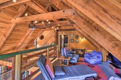 Dreamtime Cabin with Deck in Sequoia Natl Forest! - image 14