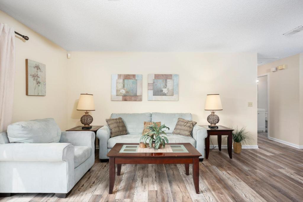 Ponte Vedra Colony Circle 75 2 Bedrooms Sleeps 4 - image 3