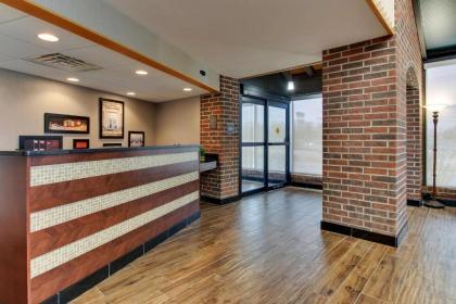 Drury Inn & Suites Poplar Bluff - image 10