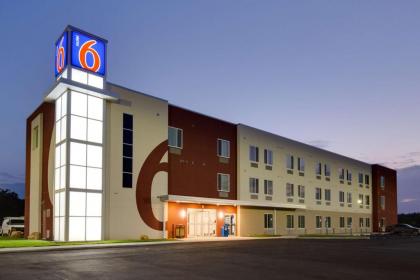 motel 6 Poplar Bluff mO