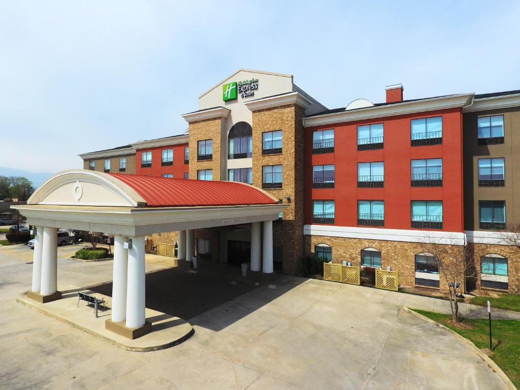 Holiday Inn Express Hotel & Suites Baton Rouge -Port Allen an IHG Hotel - main image