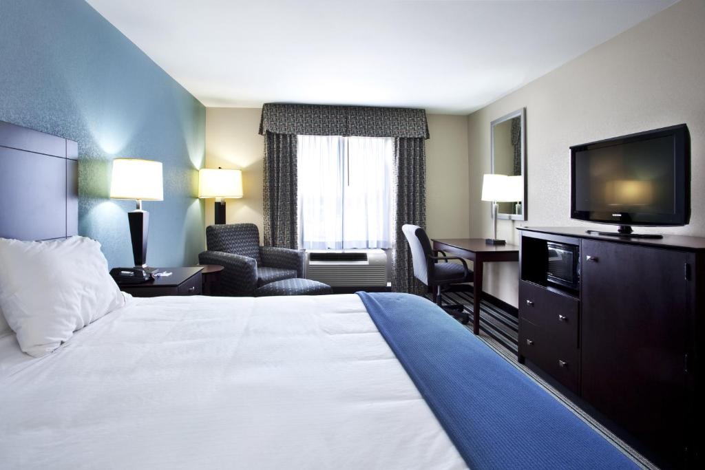 Holiday Inn Express Hotel & Suites Baton Rouge -Port Allen an IHG Hotel - image 4