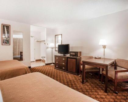 Quality Inn Uptown - image 4