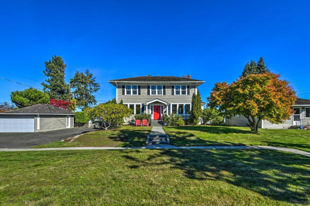 Port Angeles Colonial Home with Waterfront Views! - image 6