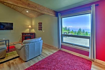 Picturesque Port Angeles Cabin with Fire Pit! - image 10