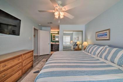 Pet-Friendly Condo with Deck Snowbirds Welcome - image 12