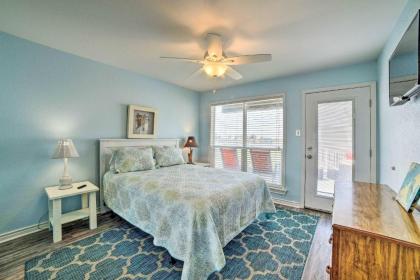 Pet-Friendly Condo with Deck Snowbirds Welcome - image 13