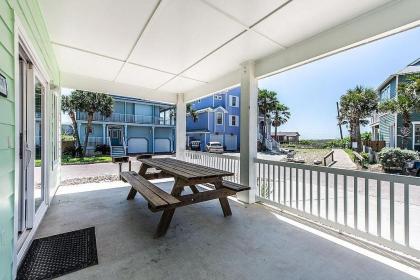 Ocean Lookout - Ocean Views & Steps to the Beach Pool Hot Tub Sand Point - image 4