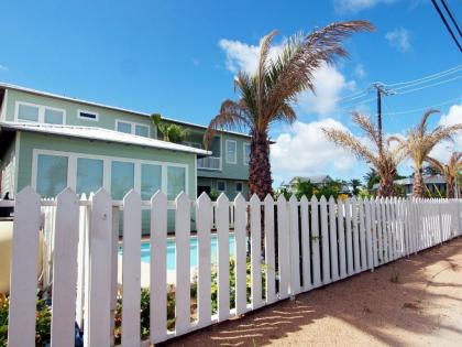 Port Aransas Escapes - Beach Club Clubhouse 4 - image 10