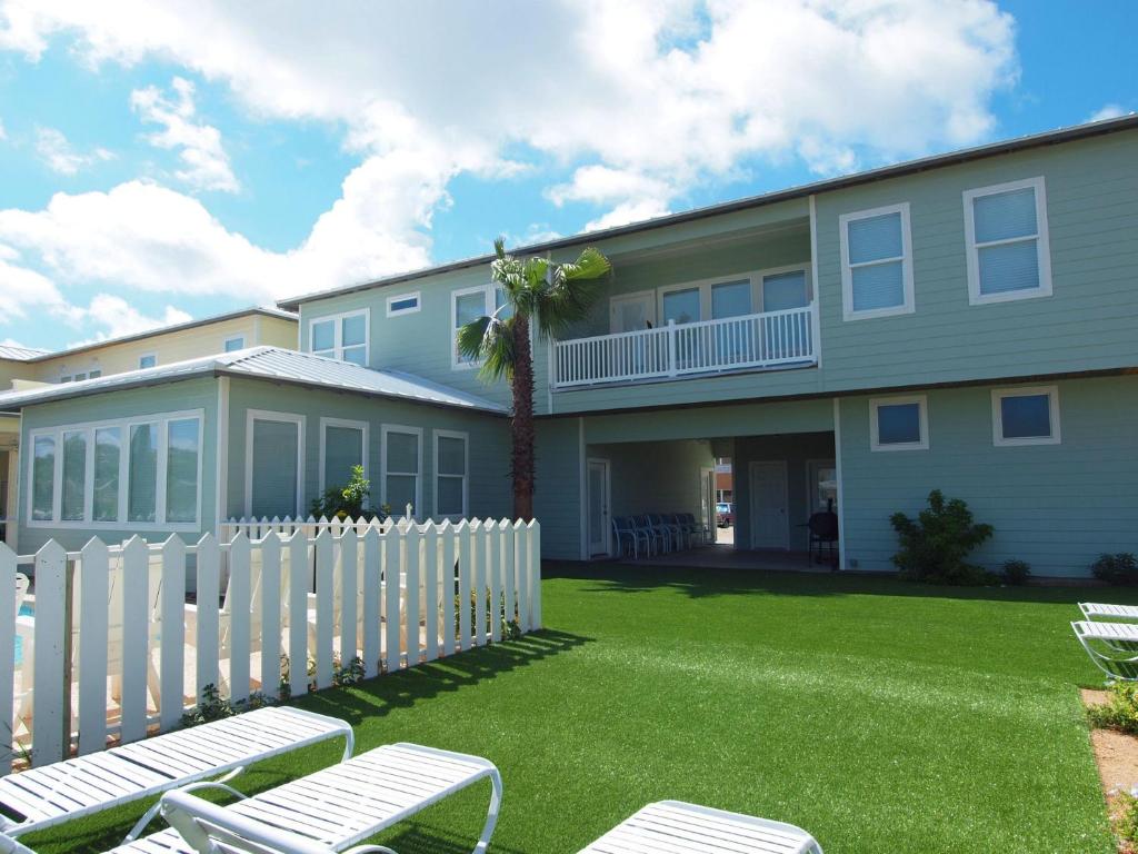 Port Aransas Escapes - Beach Club Clubhouse 4 - image 7