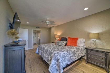 Waterfront Port Aransas Condo with Beach Access - image 14