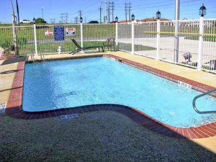 Rodeway Inn  Suites Port Arthur Port Arthur Texas