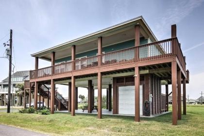 texas Beach House with Views Ferry to Galveston Port Bolivar